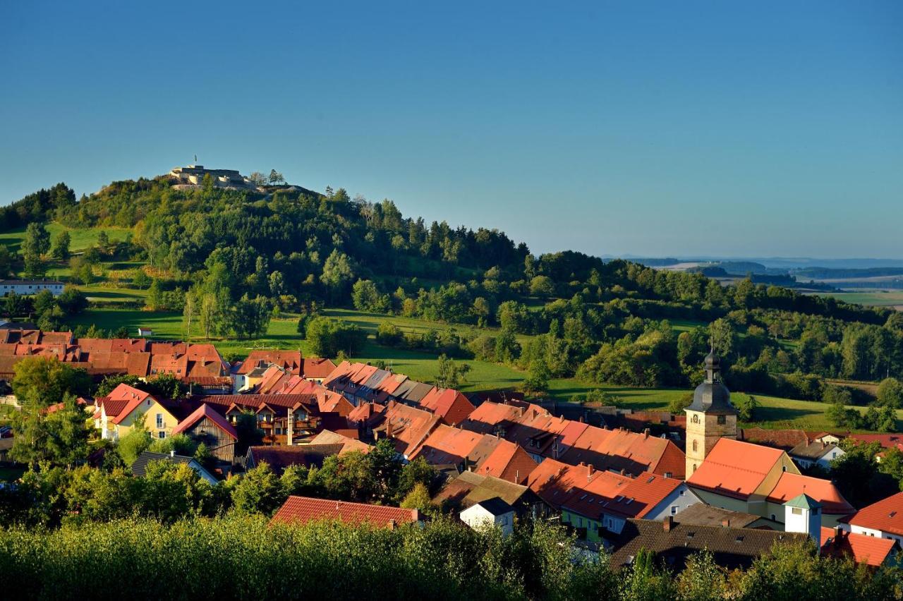 Landgasthof Zum Hirschen Kemnath Eksteriør billede